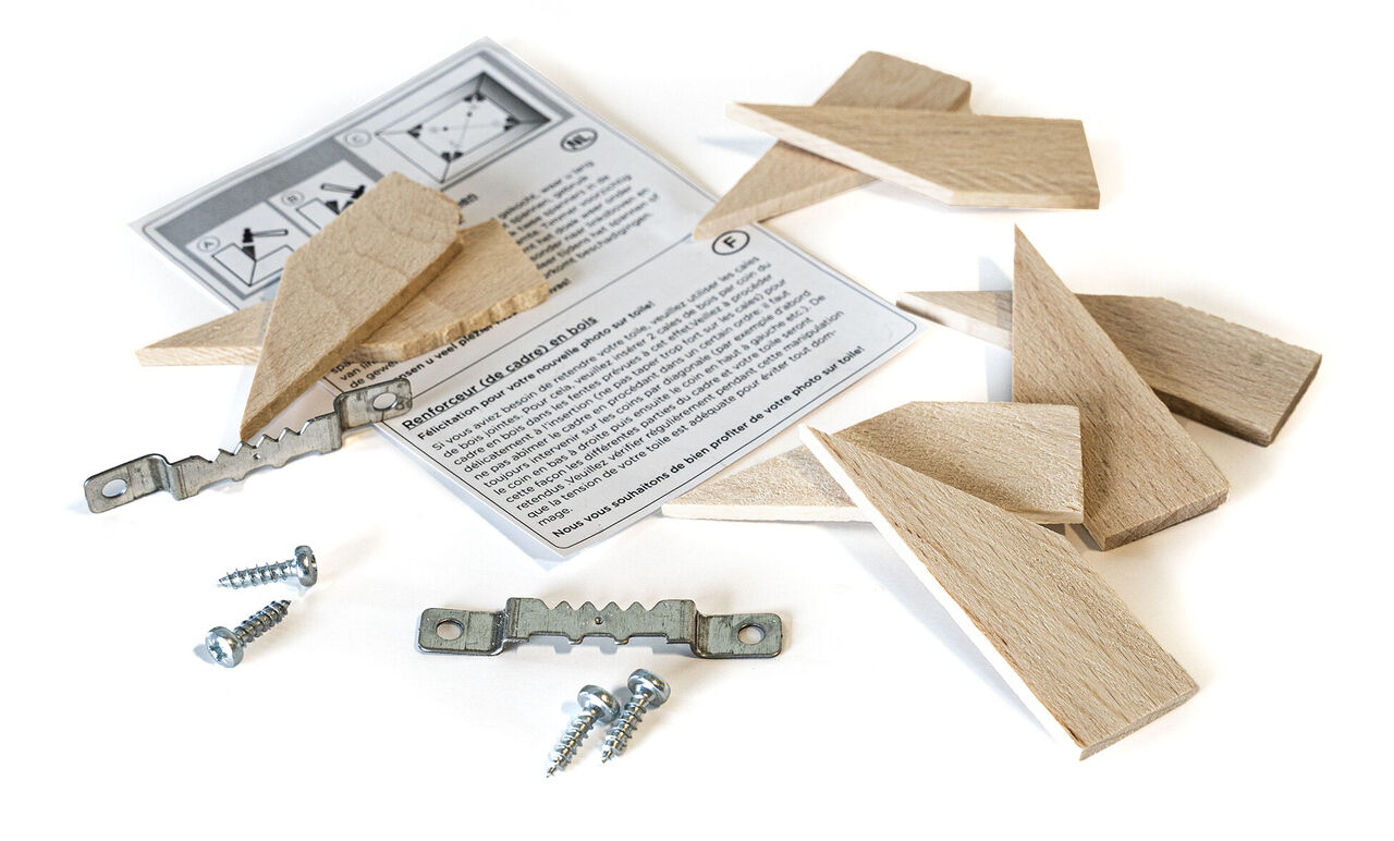 Kit con piezas de madera, tornillos e instrucciones para crear.